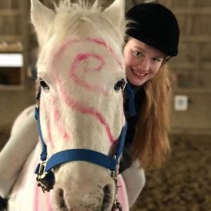 Meet your Posher, Emma